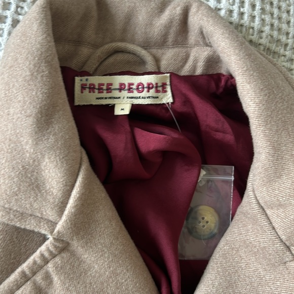 Free People blazer in khaki - Picture 16 of 16